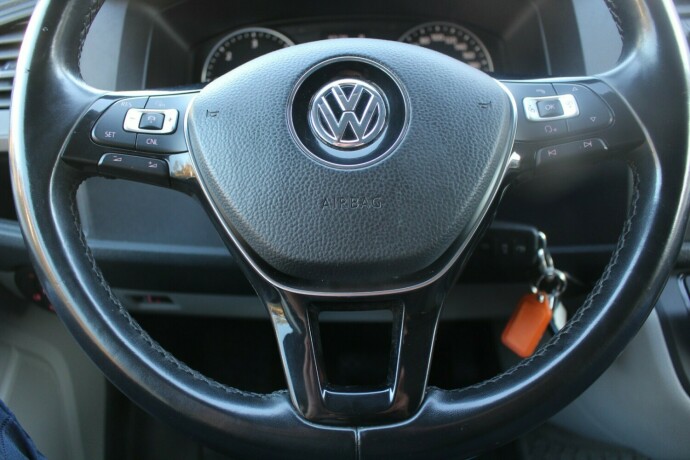 volkswagen-transporter-diesel-2019-big-20