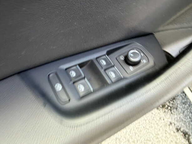 volkswagen-passat-alltrack-diesel-2016-big-19