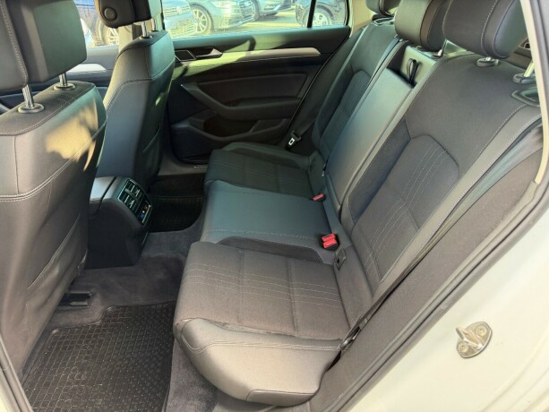 volkswagen-passat-alltrack-diesel-2016-big-16