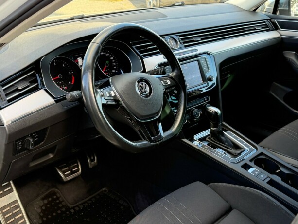 volkswagen-passat-alltrack-diesel-2016-big-6