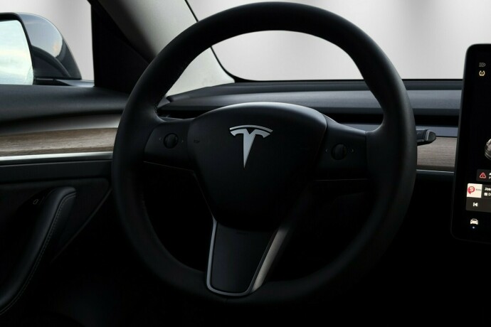 tesla-model-3-elektrisitet-2021-big-8