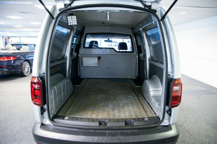 volkswagen-caddy-diesel-2019-big-7