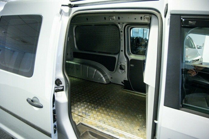 volkswagen-caddy-diesel-2019-big-8