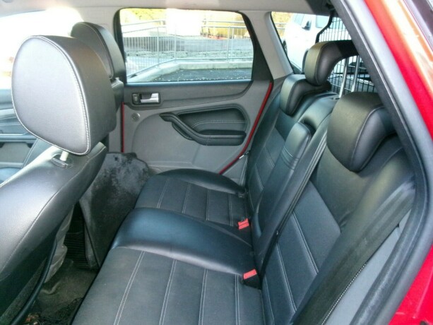 ford-focus-diesel-2011-big-6