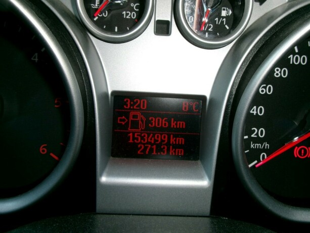 ford-focus-diesel-2011-big-9