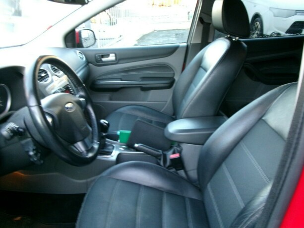 ford-focus-diesel-2011-big-7