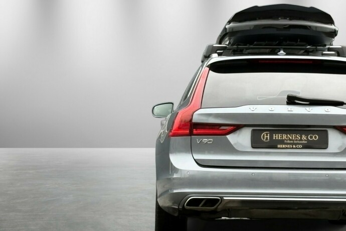 volvo-v90-elektrisitetbensin-2018-big-6