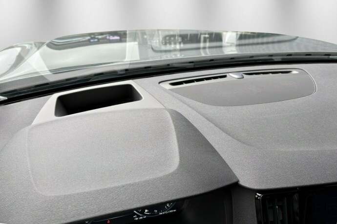 volvo-v90-elektrisitetbensin-2018-big-16