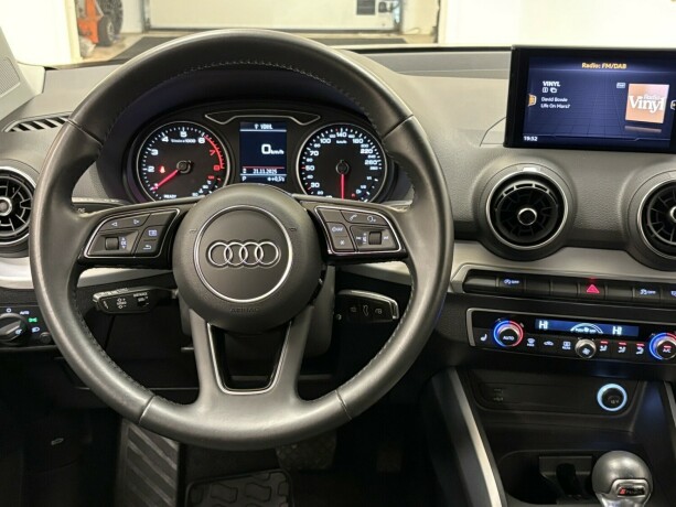 audi-q2-bensin-2020-big-9