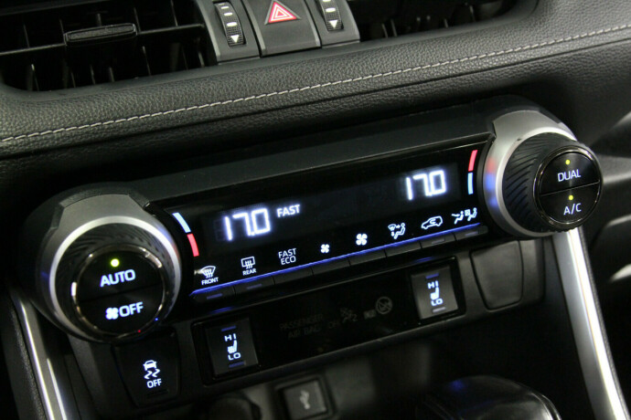 toyota-rav4-elektrisitetbensin-2022-big-10