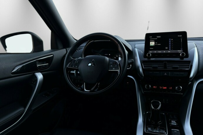 mitsubishi-eclipse-cross-elektrisitetbensin-2022-big-18