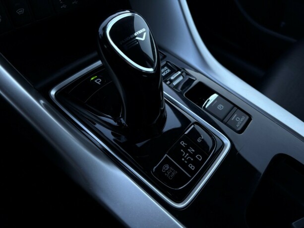 mitsubishi-eclipse-cross-elektrisitetbensin-2022-big-23