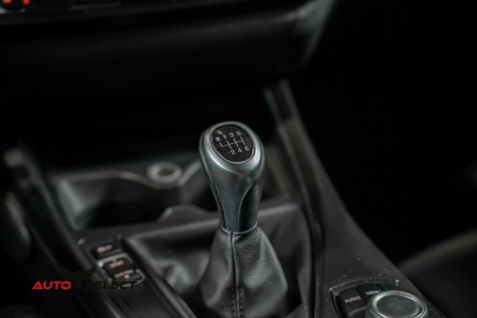 bmw-1-serie-bensin-2013-big-30