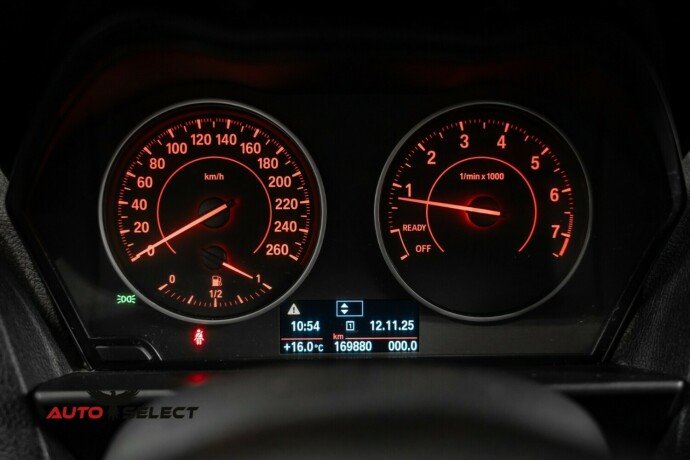 bmw-1-serie-bensin-2013-big-27