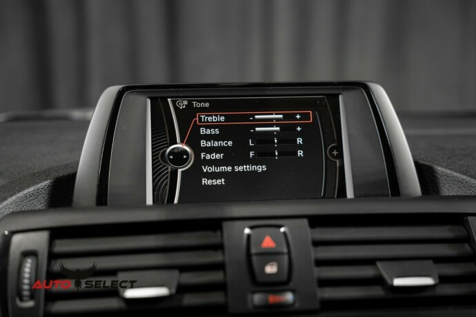 bmw-1-serie-bensin-2013-big-35