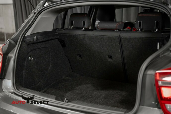 bmw-1-serie-bensin-2013-big-10