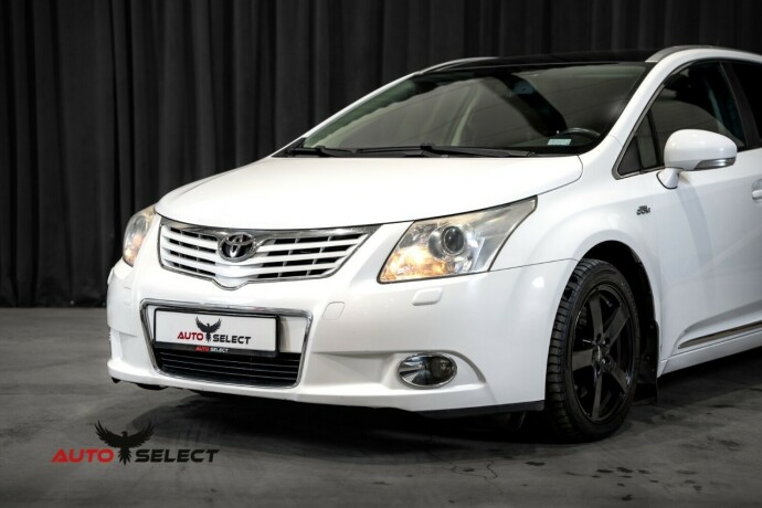 toyota-avensis-diesel-2009-big-6