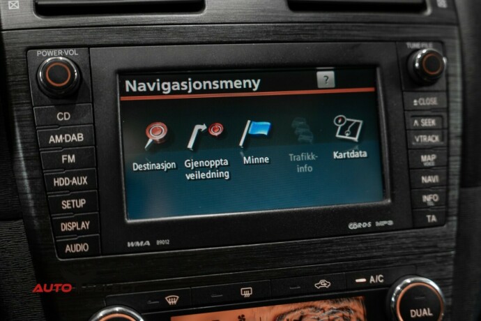 toyota-avensis-diesel-2009-big-41