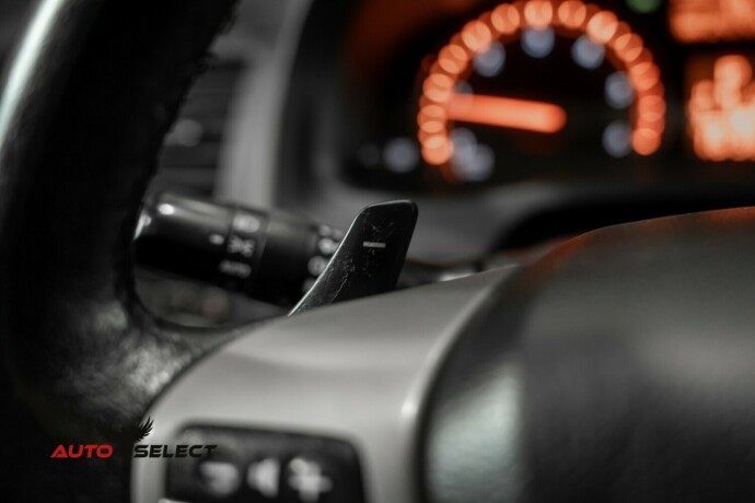 toyota-avensis-diesel-2009-big-29