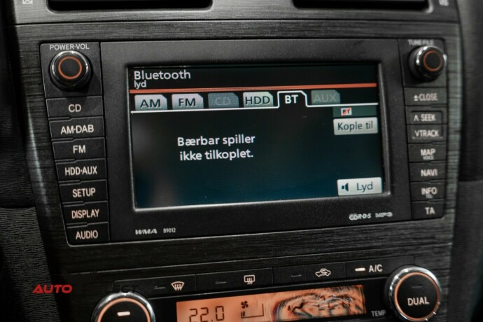 toyota-avensis-diesel-2009-big-42