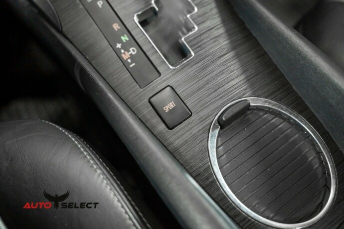 toyota-avensis-diesel-2009-big-39