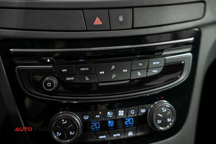 peugeot-508-diesel-2015-big-38