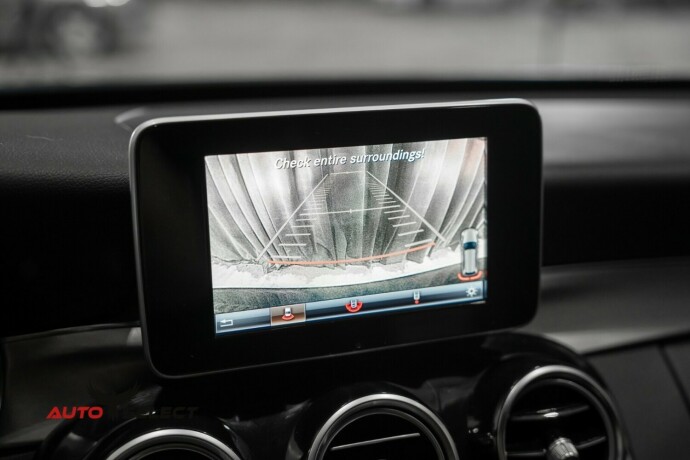 mercedes-benz-c-klasse-elektrisitetbensin-2017-big-38