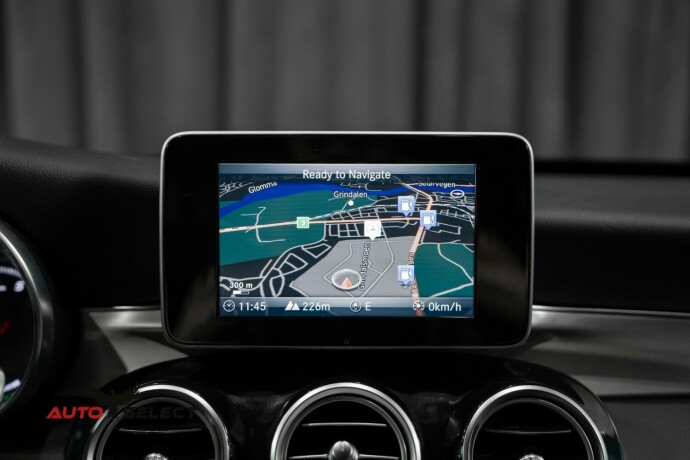 mercedes-benz-c-klasse-elektrisitetbensin-2017-big-39