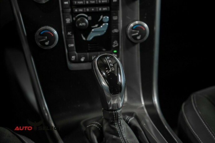 volvo-xc-60-diesel-2014-big-32