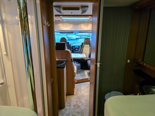 lmc-liberty-i-730-fukt-og-gasstest-diesel-2011-big-50