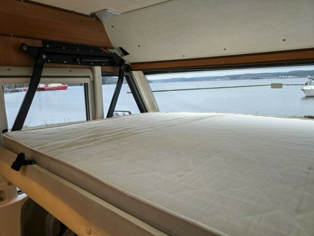 lmc-liberty-i-730-fukt-og-gasstest-diesel-2011-big-81