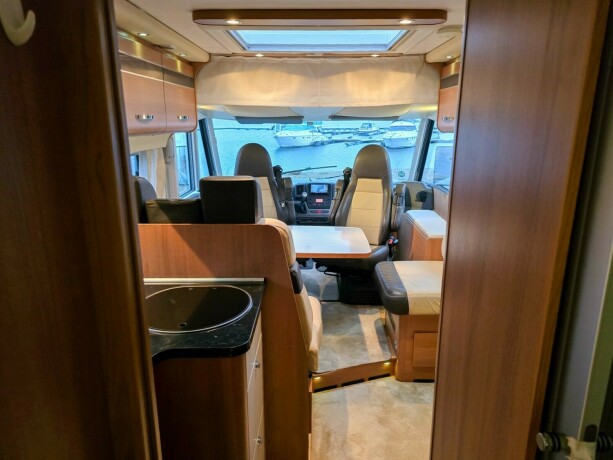 lmc-liberty-i-730-fukt-og-gasstest-diesel-2011-big-51