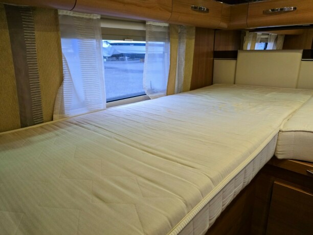 lmc-liberty-i-730-fukt-og-gasstest-diesel-2011-big-44