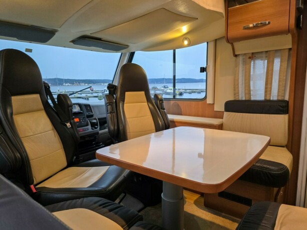 lmc-liberty-i-730-fukt-og-gasstest-diesel-2011-big-72