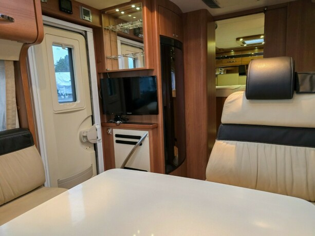 lmc-liberty-i-730-fukt-og-gasstest-diesel-2011-big-62