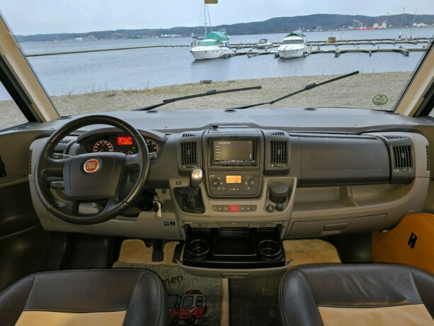 lmc-liberty-i-730-fukt-og-gasstest-diesel-2011-big-6