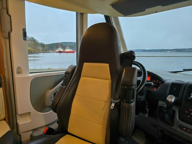 lmc-liberty-i-730-fukt-og-gasstest-diesel-2011-big-65