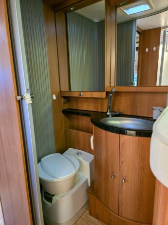 lmc-liberty-i-730-fukt-og-gasstest-diesel-2011-big-47