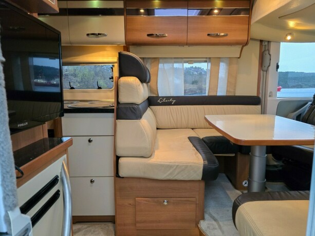 lmc-liberty-i-730-fukt-og-gasstest-diesel-2011-big-17