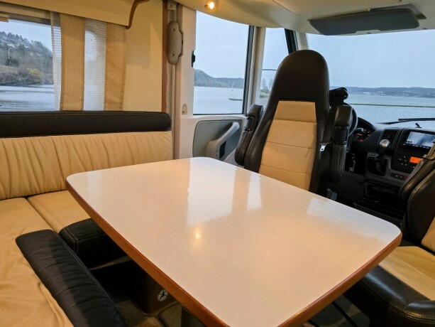 lmc-liberty-i-730-fukt-og-gasstest-diesel-2011-big-24