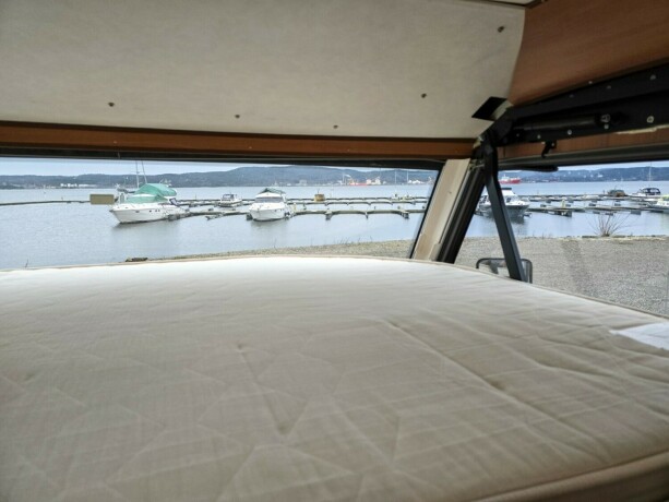 lmc-liberty-i-730-fukt-og-gasstest-diesel-2011-big-82