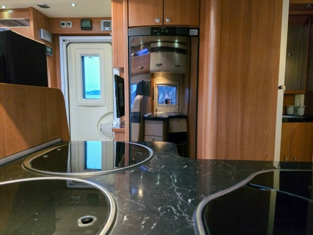 lmc-liberty-i-730-fukt-og-gasstest-diesel-2011-big-35