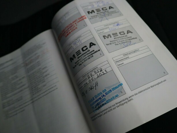 toyota-auris-elektrisitetbensin-2015-big-22