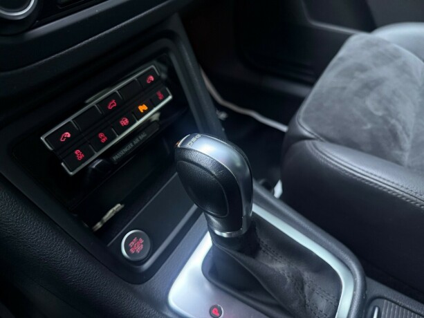 volkswagen-sharan-diesel-2012-big-23