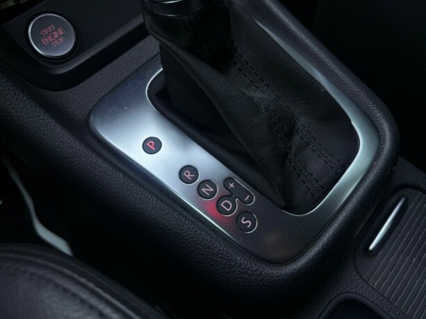 volkswagen-sharan-diesel-2012-big-25