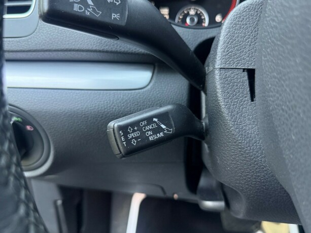 volkswagen-sharan-diesel-2012-big-16