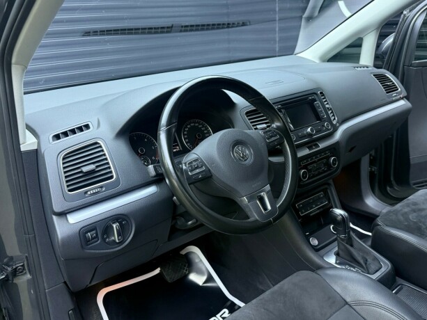 volkswagen-sharan-diesel-2012-big-10