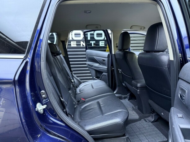 mitsubishi-outlander-elektrisitetbensin-2015-big-28