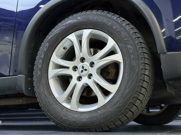 mitsubishi-outlander-elektrisitetbensin-2015-big-7