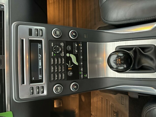 volvo-v70-diesel-2011-big-8